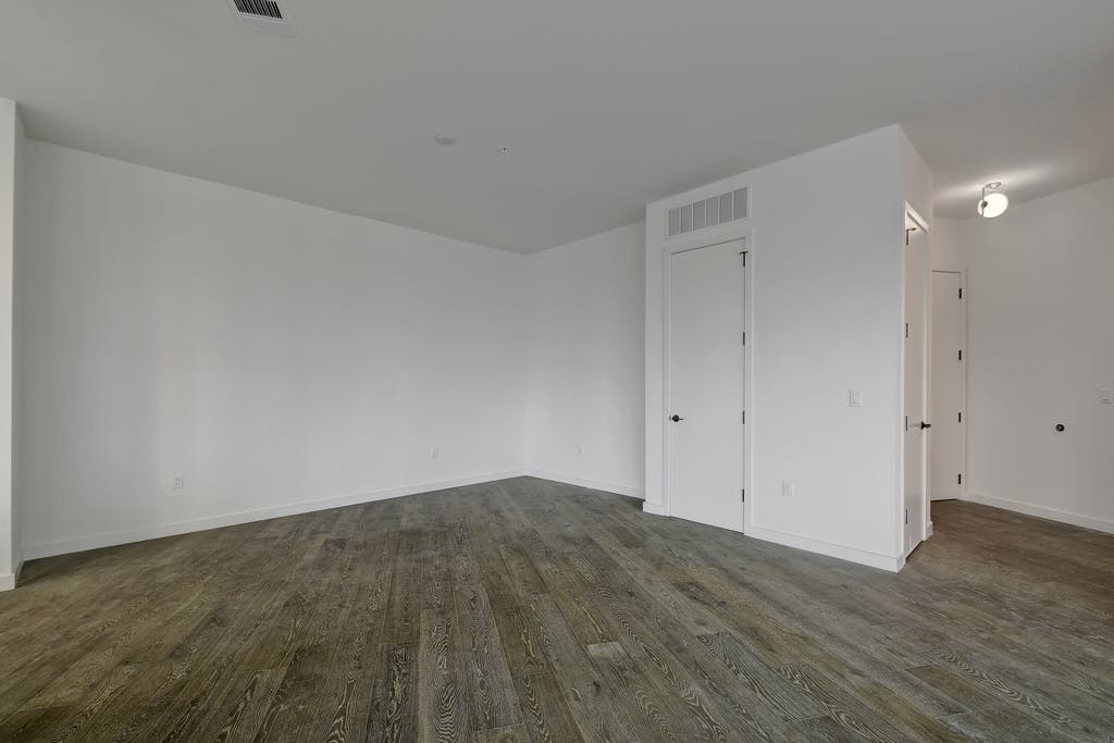 800 Embassy Drive, Unit 606 Austin, TX 78702 - Photo 12 of 38