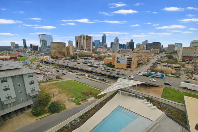 $9,000 | 800 Embassy Drive, Unit 606, Austin, TX 78702