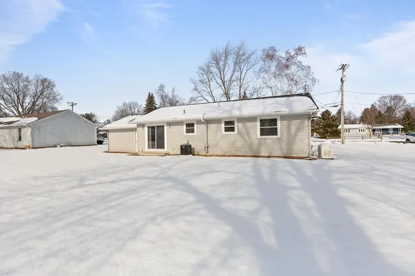 $195,000 | 3123 North Hills Boulevard, Adrian, MI 49221