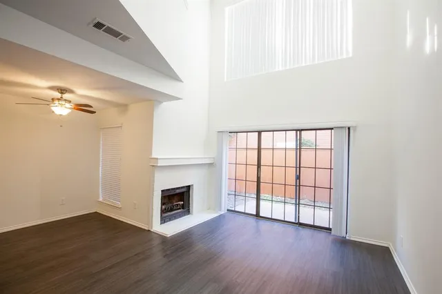 $1,695 | 5100 Verde Valley Lane, Unit 150, Dallas, TX 75254