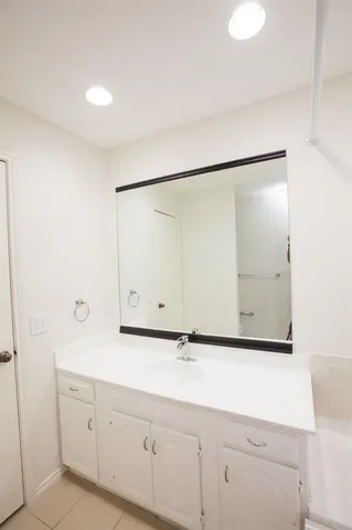 $1,695 | 5100 Verde Valley Lane, Unit 150, Dallas, TX 75254