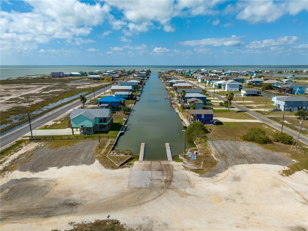 628 Channelview Road Rockport, TX 78382 - Photo 10 of 11