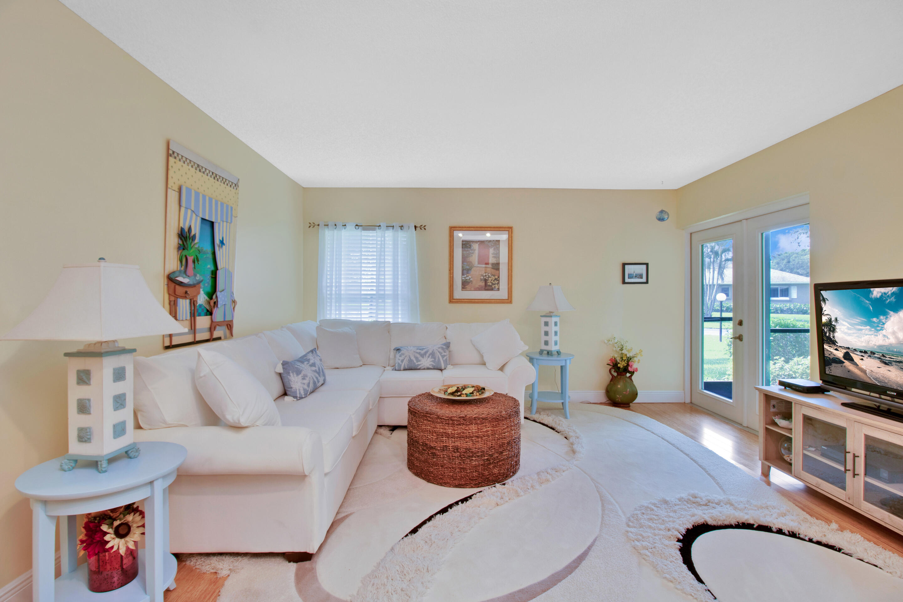 8732 Tyrone Terrace Boca Raton, FL 33496 - Photo 7 of 44 IMG_8609