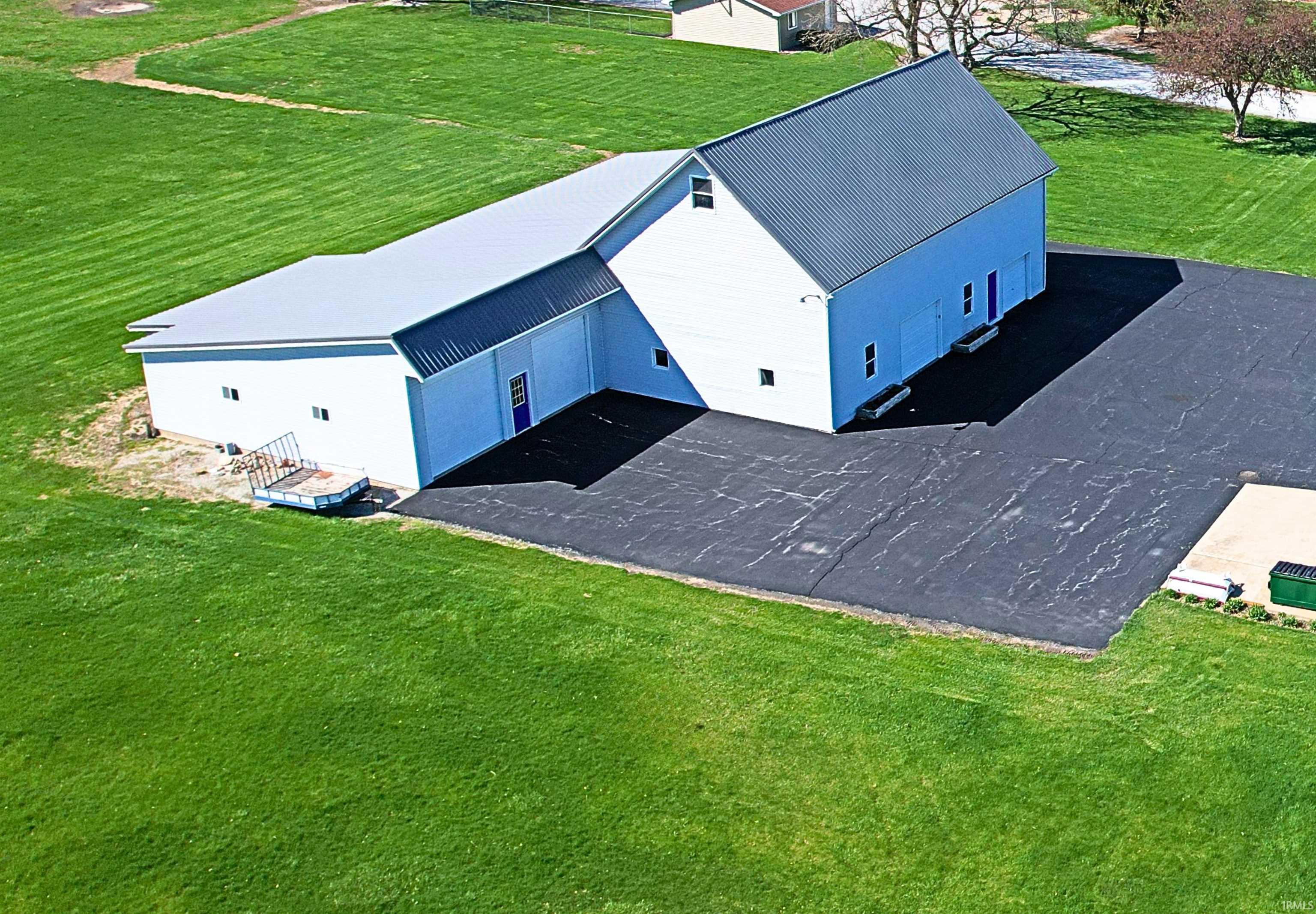 3222 North State Road Monticello, IN 47960 - Photo 43 of 47