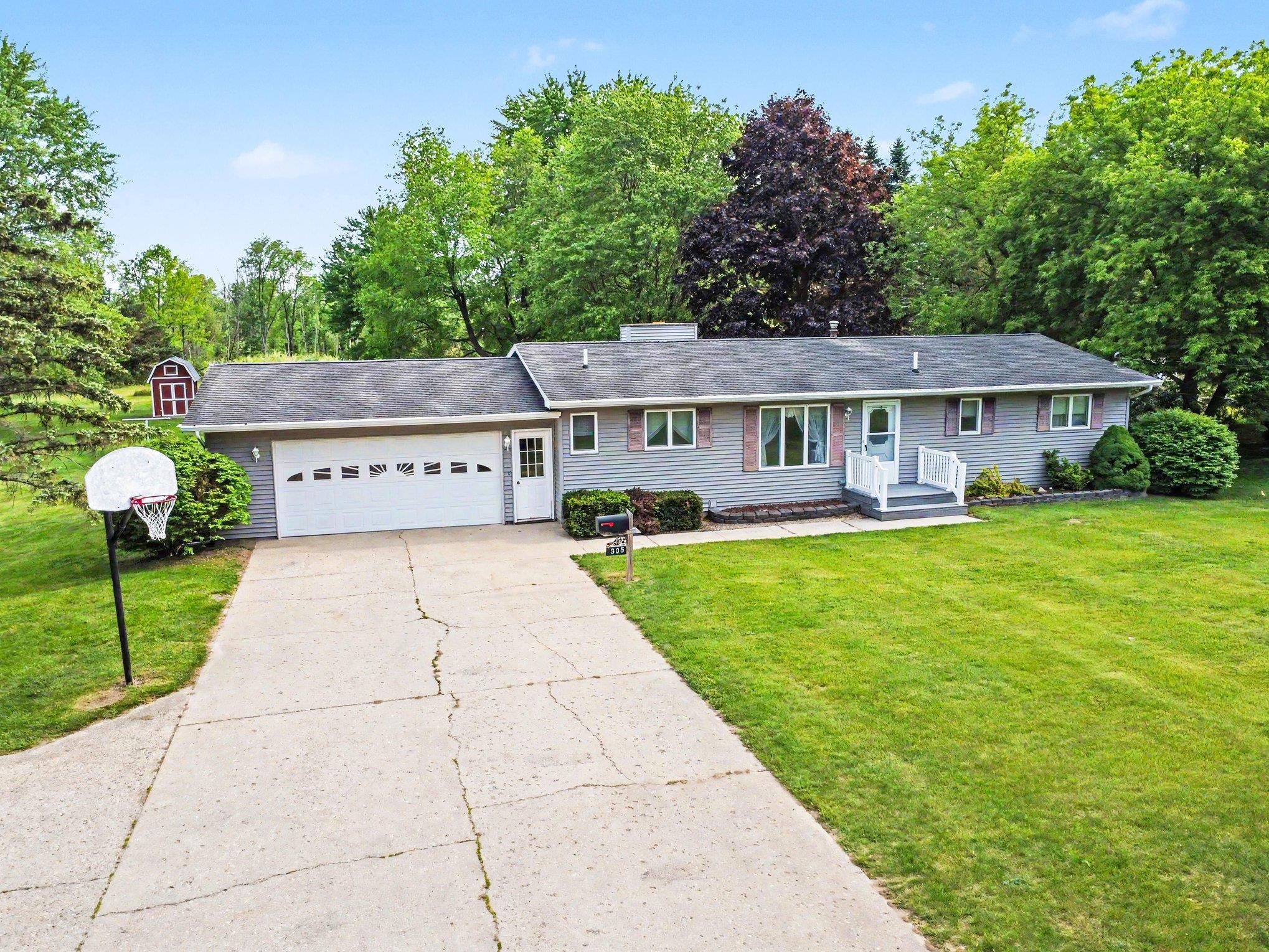 305 West Remus Road Mount Pleasant, MI 48858 - Photo 1 of 46 1946086-280f6f9a-052f-4fec-9550-88f3b36f8f7a.JPG