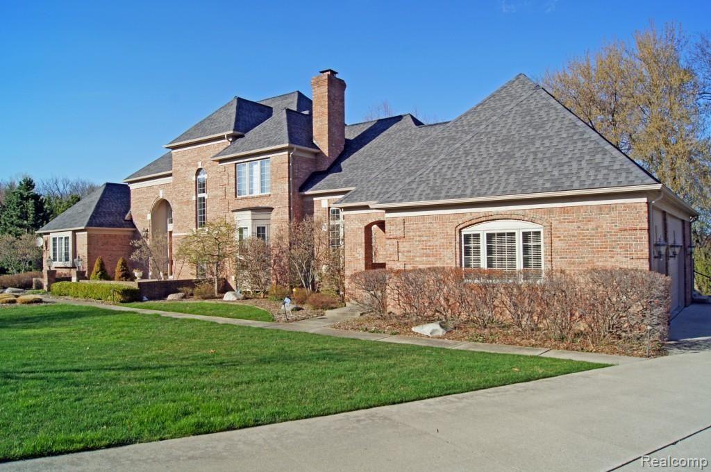 1812 Fox Run Rochester Hills, MI 48306 - Photo 4 of 48