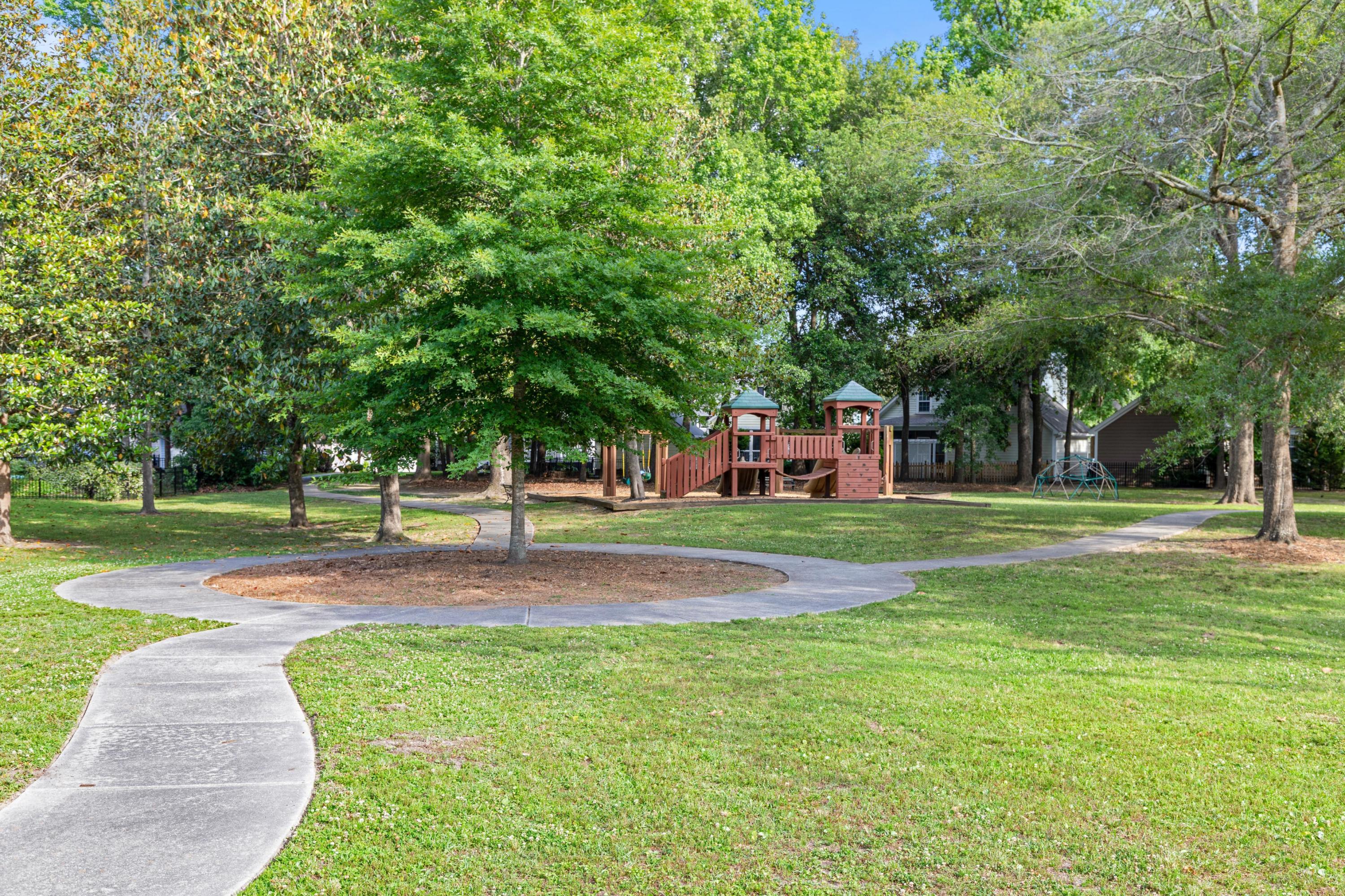 640 Fair Spring Drive Charleston, SC 29414 - Photo 28 of 32 coastalrephoto-640FairSpringDr-9245