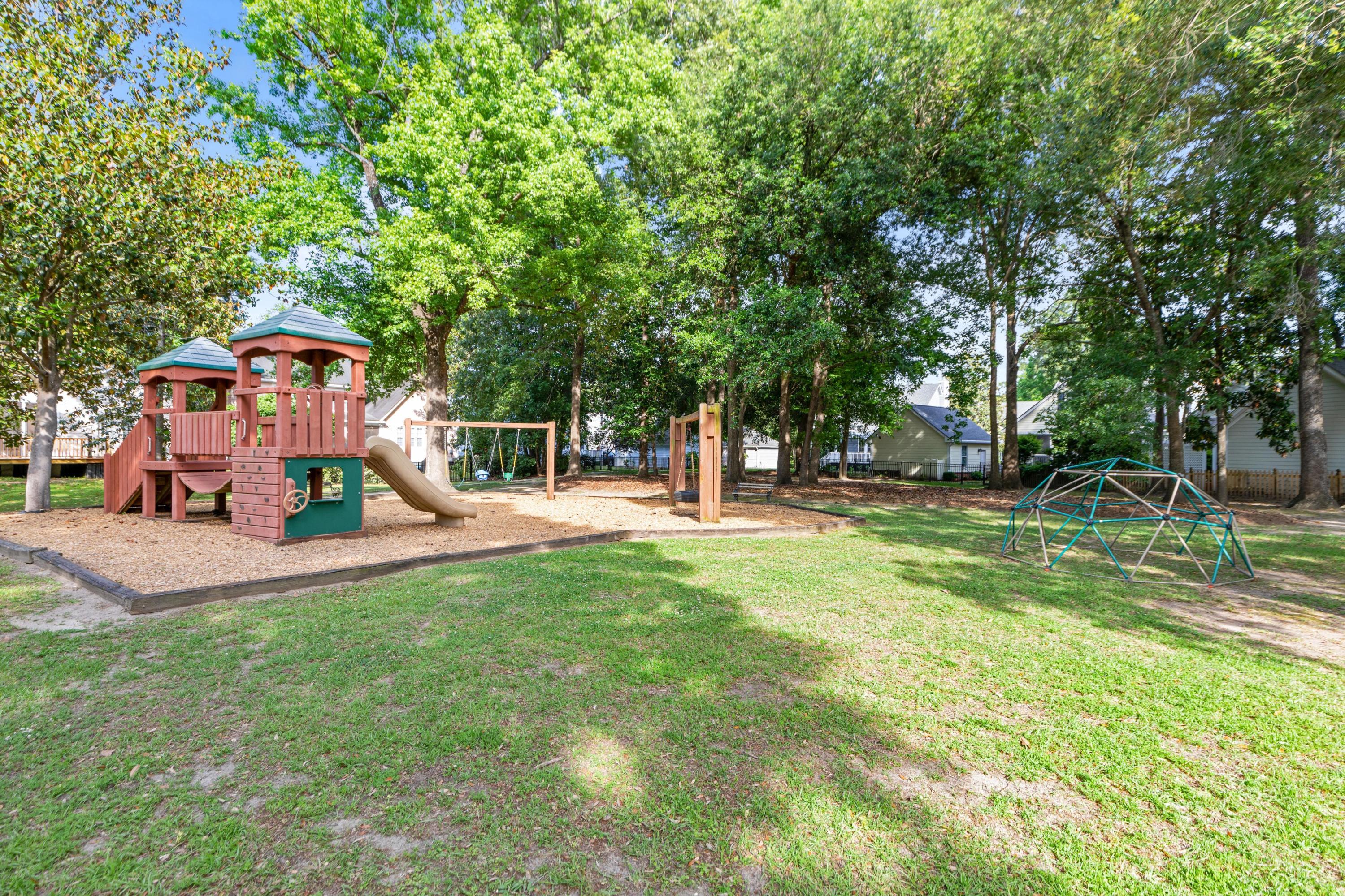 640 Fair Spring Drive Charleston, SC 29414 - Photo 30 of 32 coastalrephoto-640FairSpringDr-9251