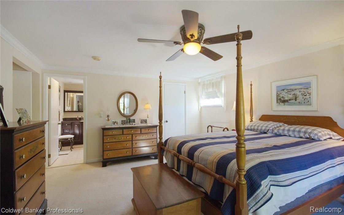 35846 Congress Road Farmington, MI 48335 - Photo 20 of 30 25.jpg