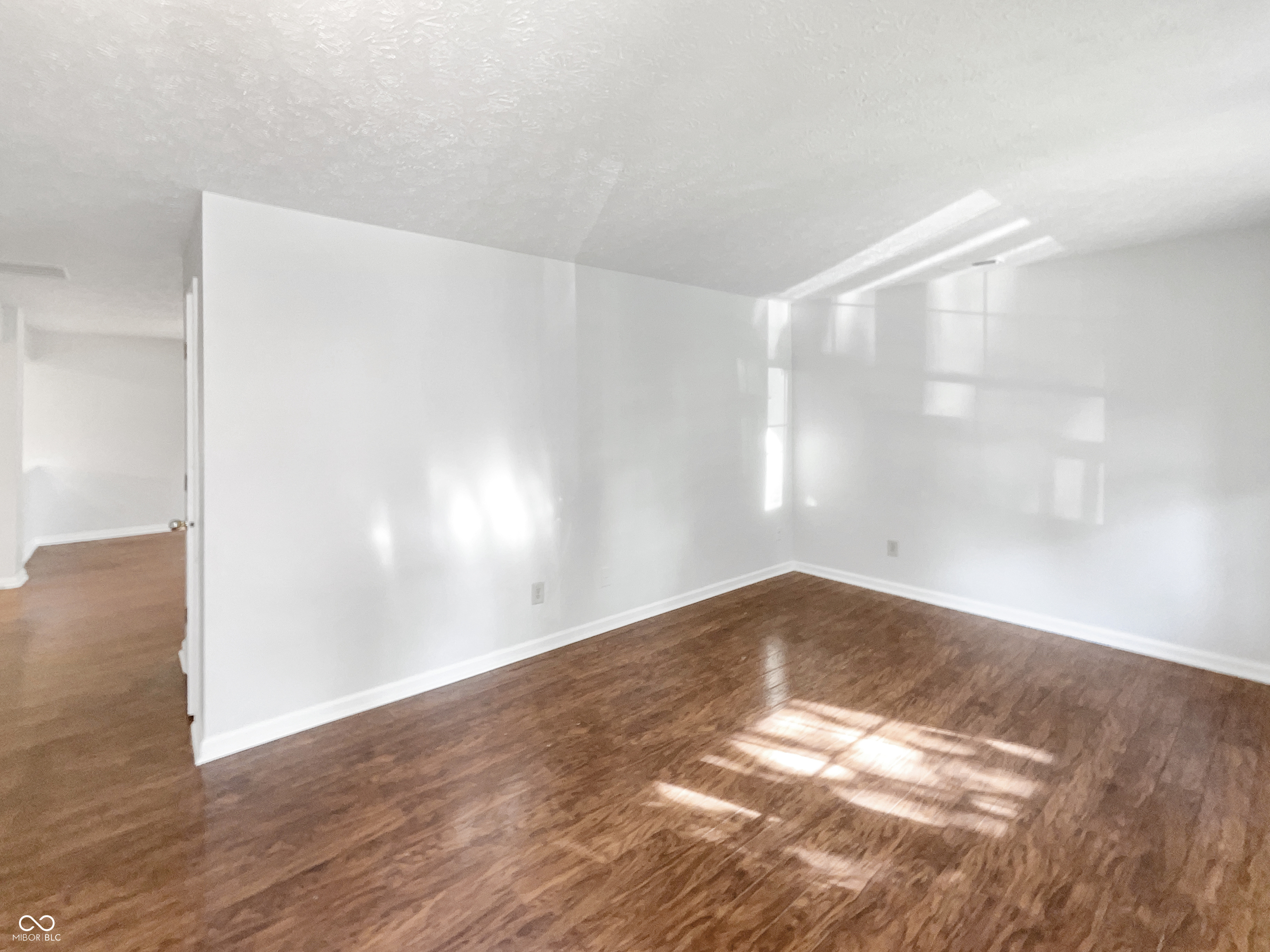 5632 Fair Ridge Place Indianapolis, IN 46221 - Photo 11 of 26 Gallery Image 11
