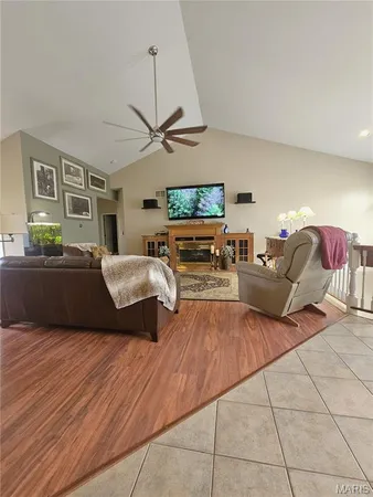 $599,900 | 701 Wade Lane, St. Charles, MO 63303