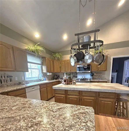 $599,900 | 701 Wade Lane, St. Charles, MO 63303