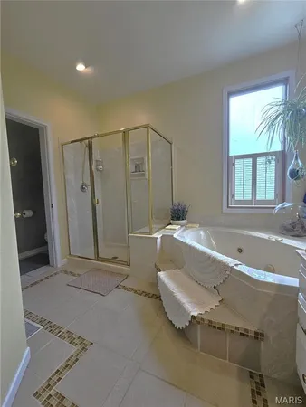 $599,900 | 701 Wade Lane, St. Charles, MO 63303