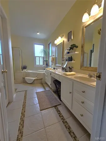 $599,900 | 701 Wade Lane, St. Charles, MO 63303