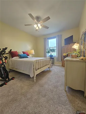 $599,900 | 701 Wade Lane, St. Charles, MO 63303