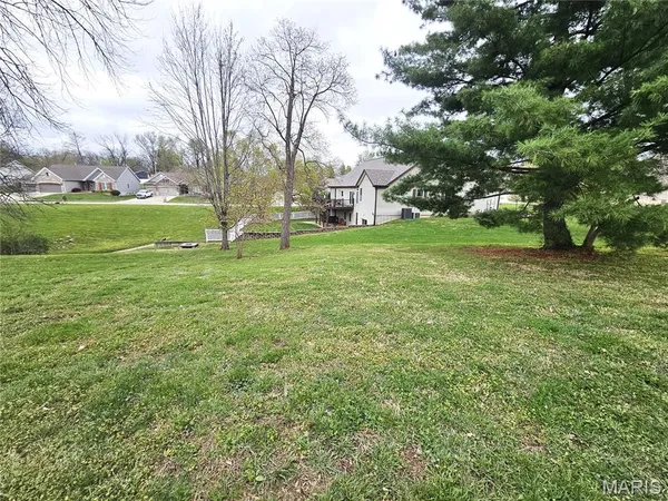 $599,900 | 701 Wade Lane, St. Charles, MO 63303