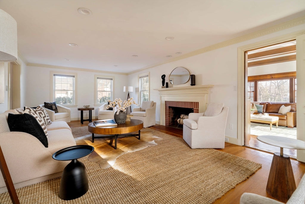 24 Littlefield Road Newton, MA 02459 - Photo 6 of 34