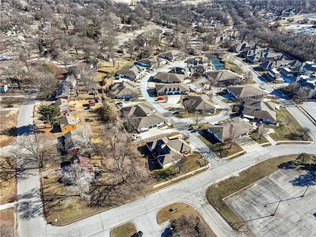 $170,000 | 220 East Hansen Court, Independence, MO 64055