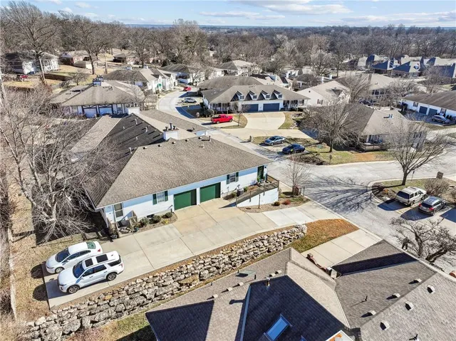 $170,000 | 220 East Hansen Court, Independence, MO 64055