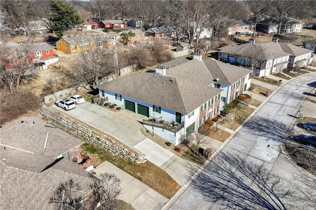 $170,000 | 220 East Hansen Court, Independence, MO 64055