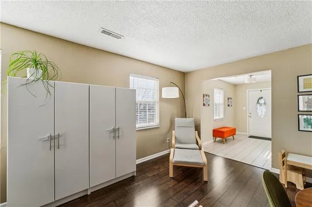 $170,000 | 220 East Hansen Court, Independence, MO 64055