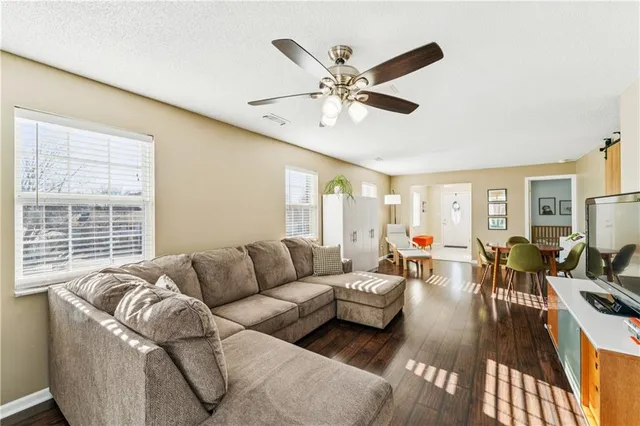 $170,000 | 220 East Hansen Court, Independence, MO 64055