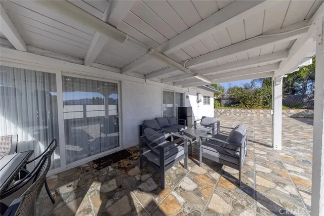 $890,000 | 19512 Steinway Street, Canyon Country, CA 91351
