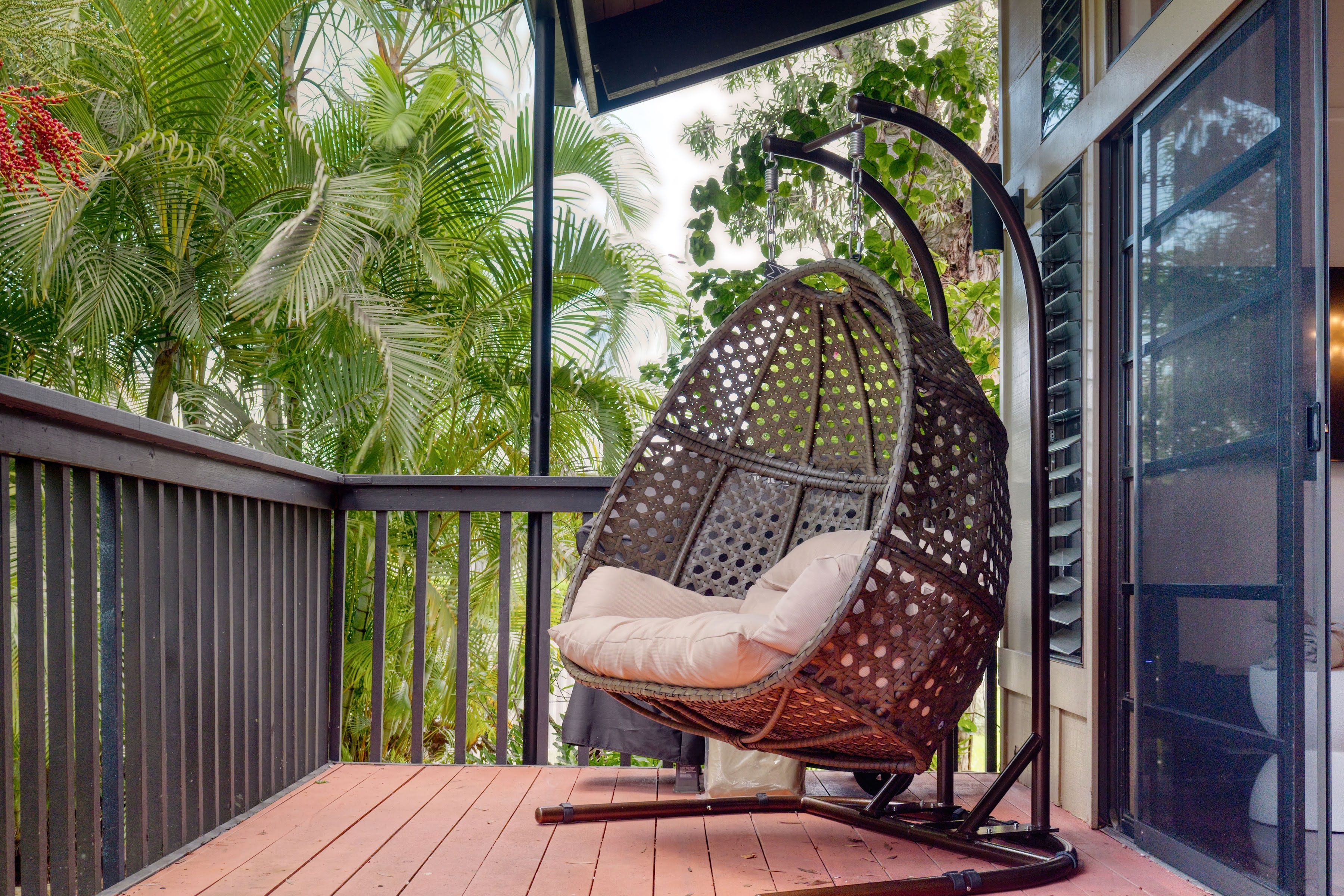 3920 Wyllie Road, Unit F20 Princeville, HI 96722 - Photo 20 of 25 a balcony with wooden floor