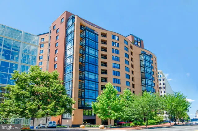$740,000 | 1010 Massachusetts Avenue Northwest, Unit 708, Washington, DC 20001