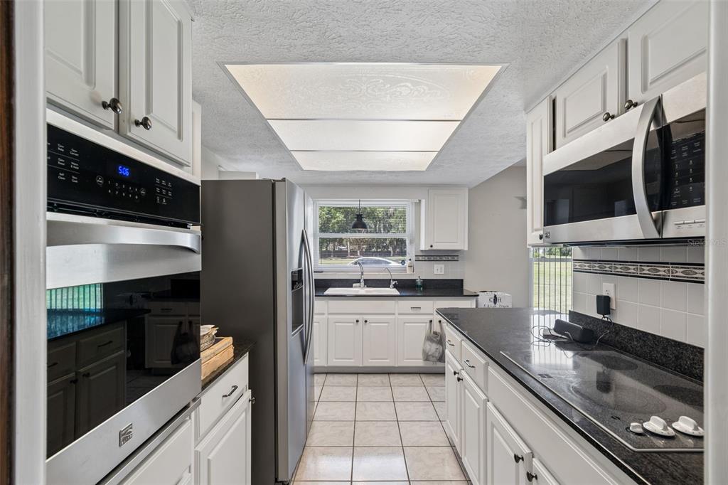 2321 Wooten Road Dover, FL 33527 - Photo 20 of 54 Gallery Image 20