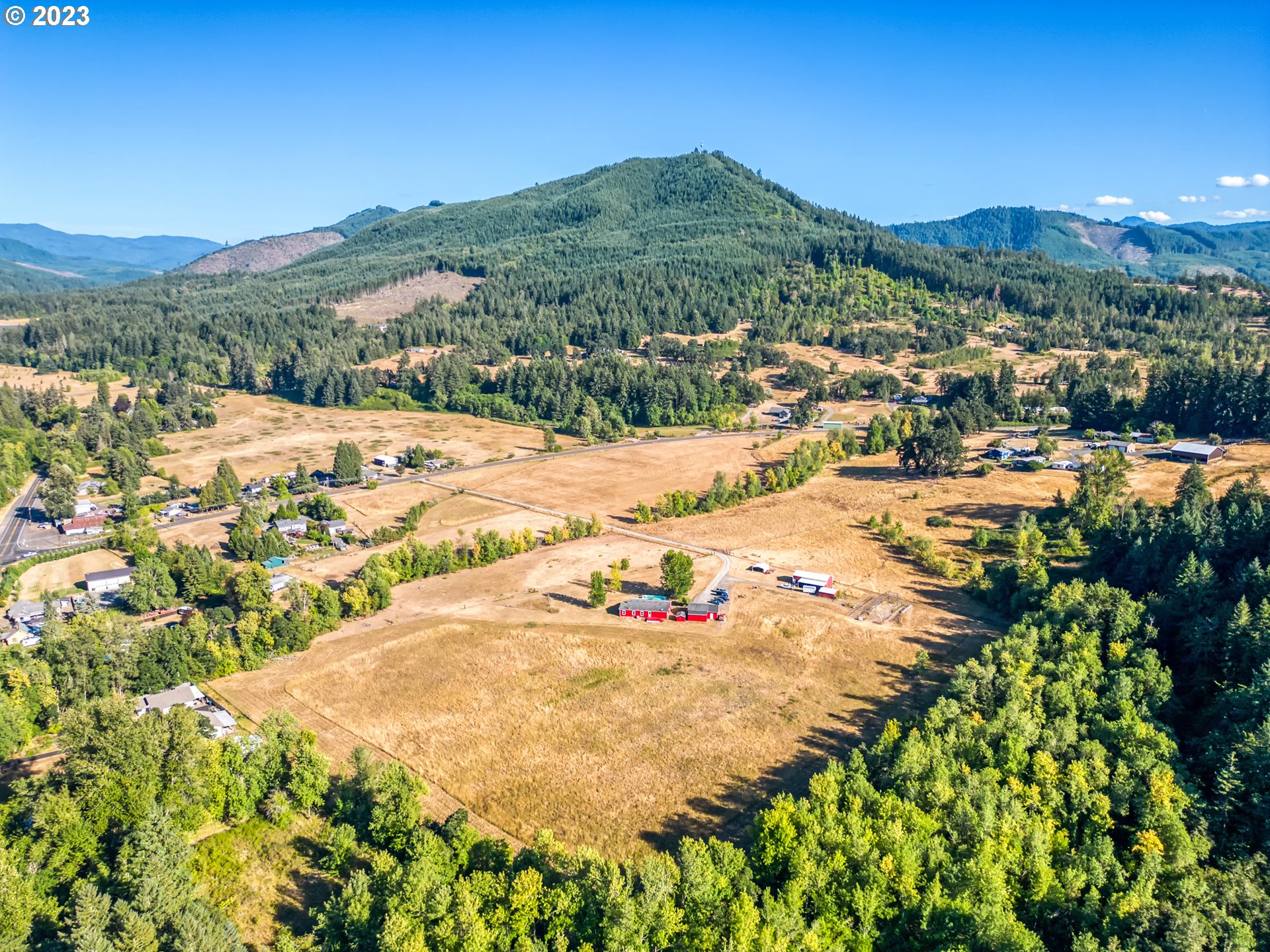 40244 Jasper Lowell Road Fall Creek, OR 97438 - Photo 43 of 45