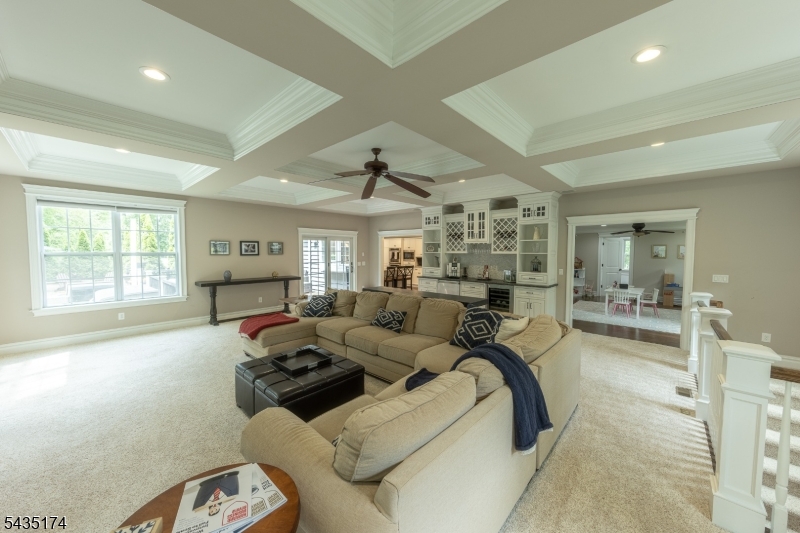 27 Burlington Road Berkeley Heights, NJ 07974 - Photo 5 of 35