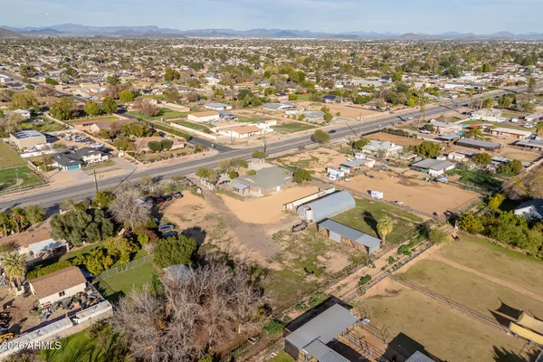 $975,000 | 4901 West Greenway Road, Glendale, AZ 85306