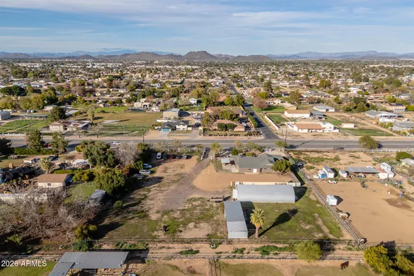 $975,000 | 4901 West Greenway Road, Glendale, AZ 85306