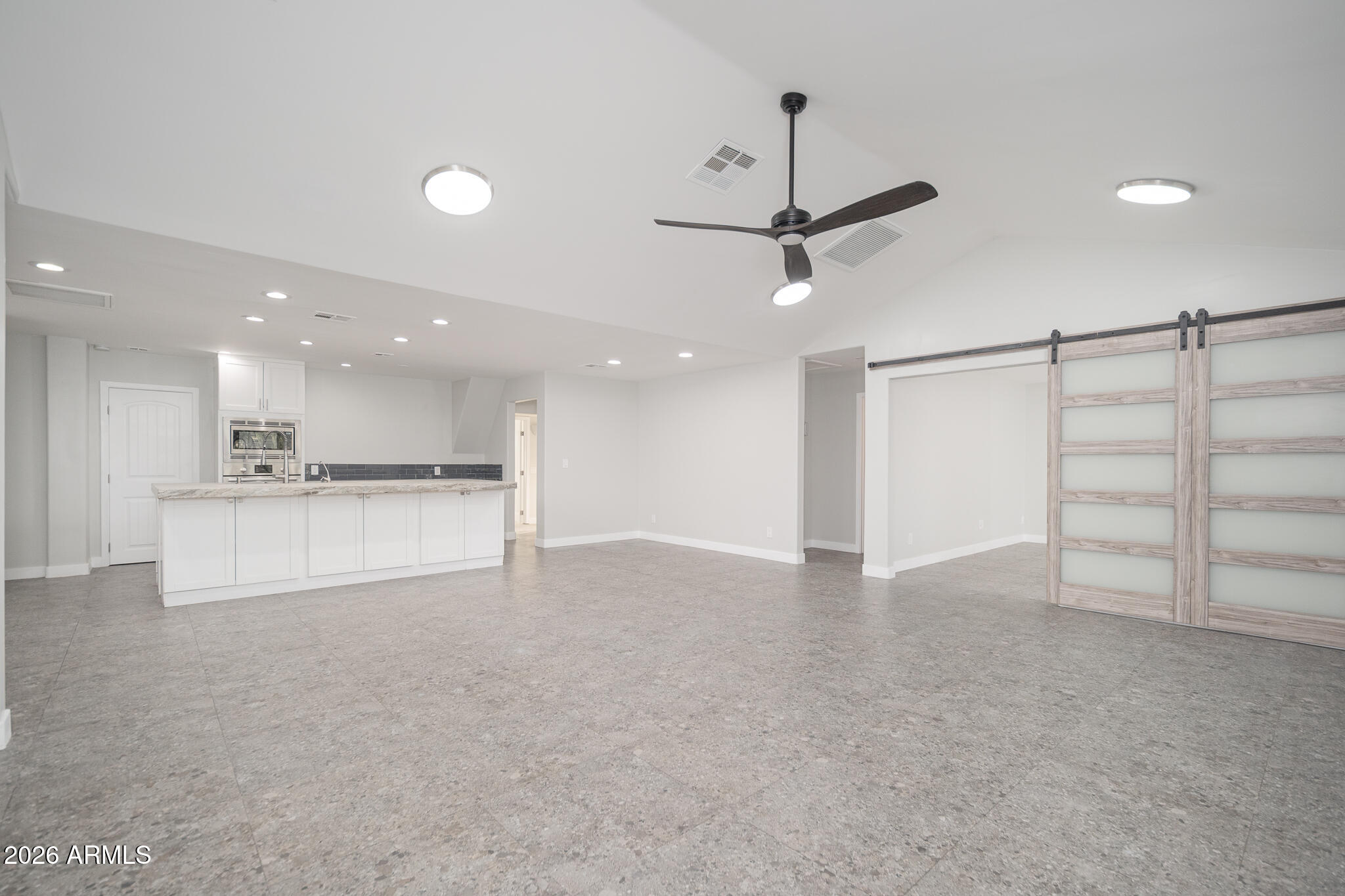 4901 West Greenway Road Glendale, AZ 85306 - Photo 4 of 46 04_Great-Room_04