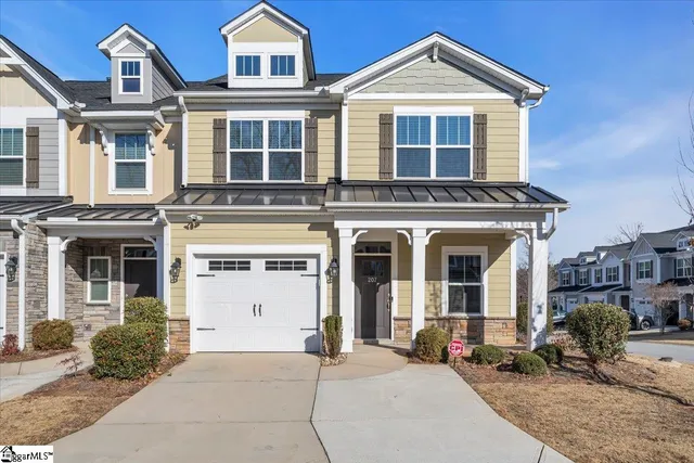 $360,000 | 207 Nautique Court, Anderson, SC 29625