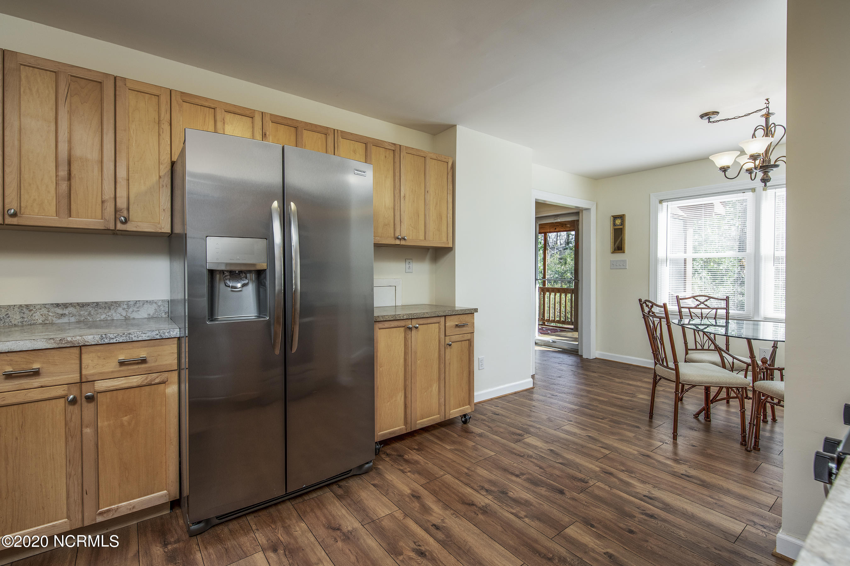 306 Little Rossie Road New Bern, NC 28560 - Photo 12 of 47 Large Kitchen For Entertaining