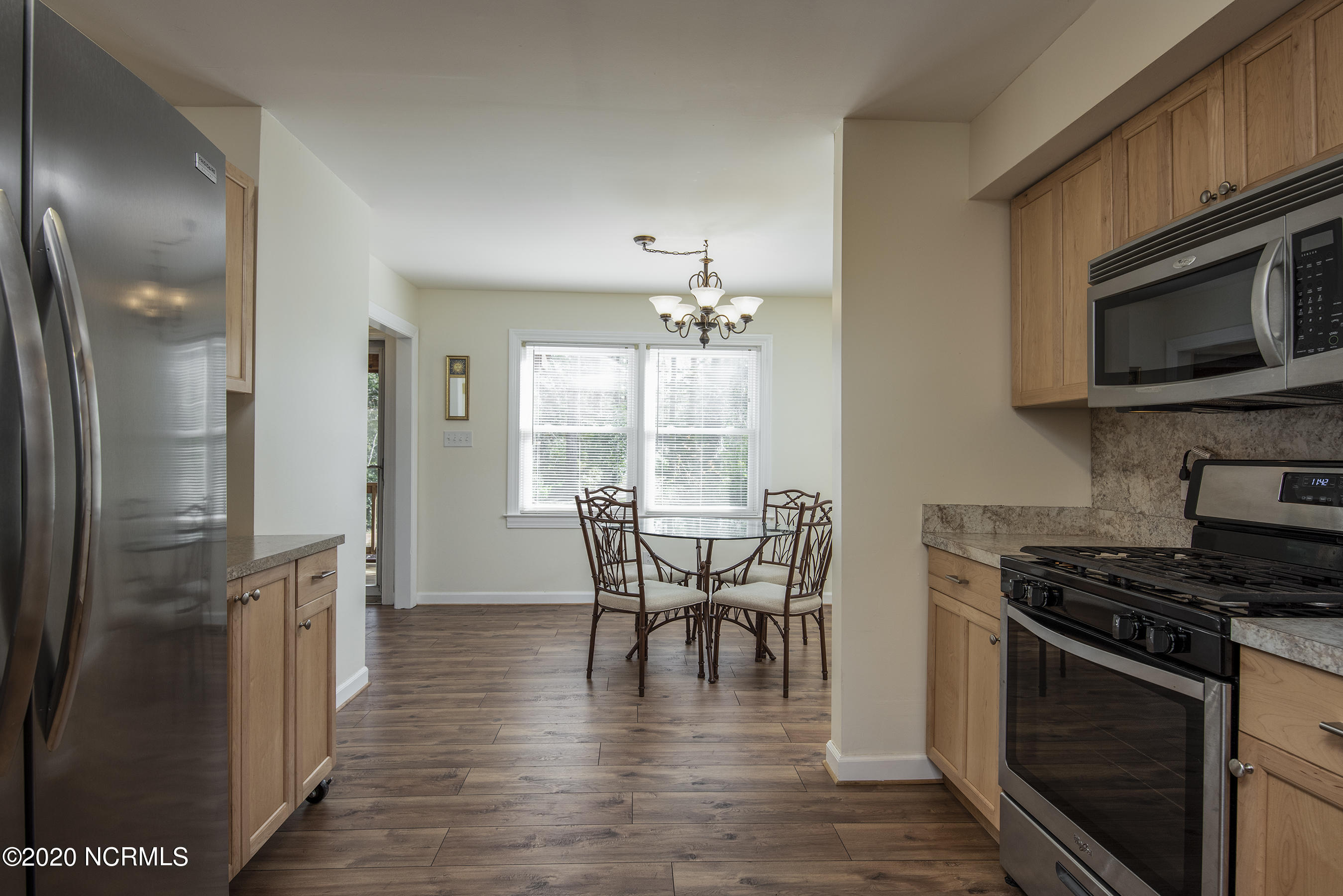 306 Little Rossie Road New Bern, NC 28560 - Photo 13 of 47 Entertain In Your Spacious Kitchen