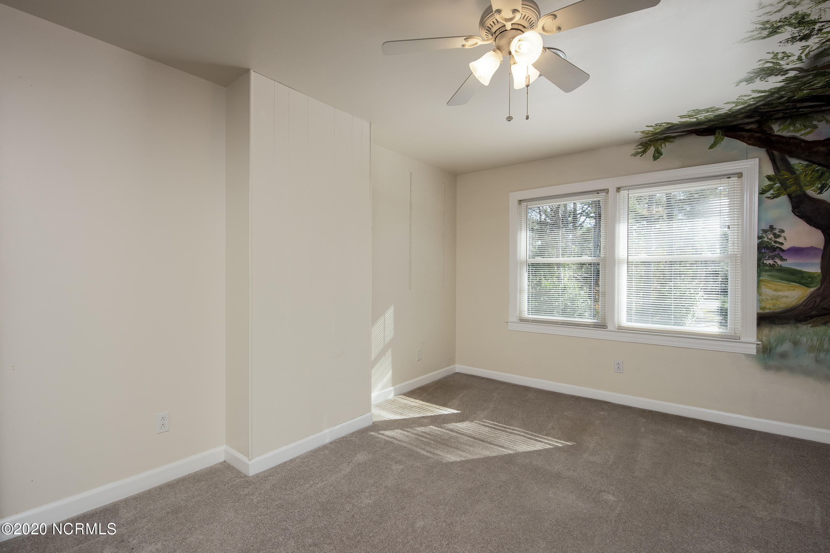 306 Little Rossie Road New Bern, NC 28560 - Photo 14 of 47 Guest Bedroom