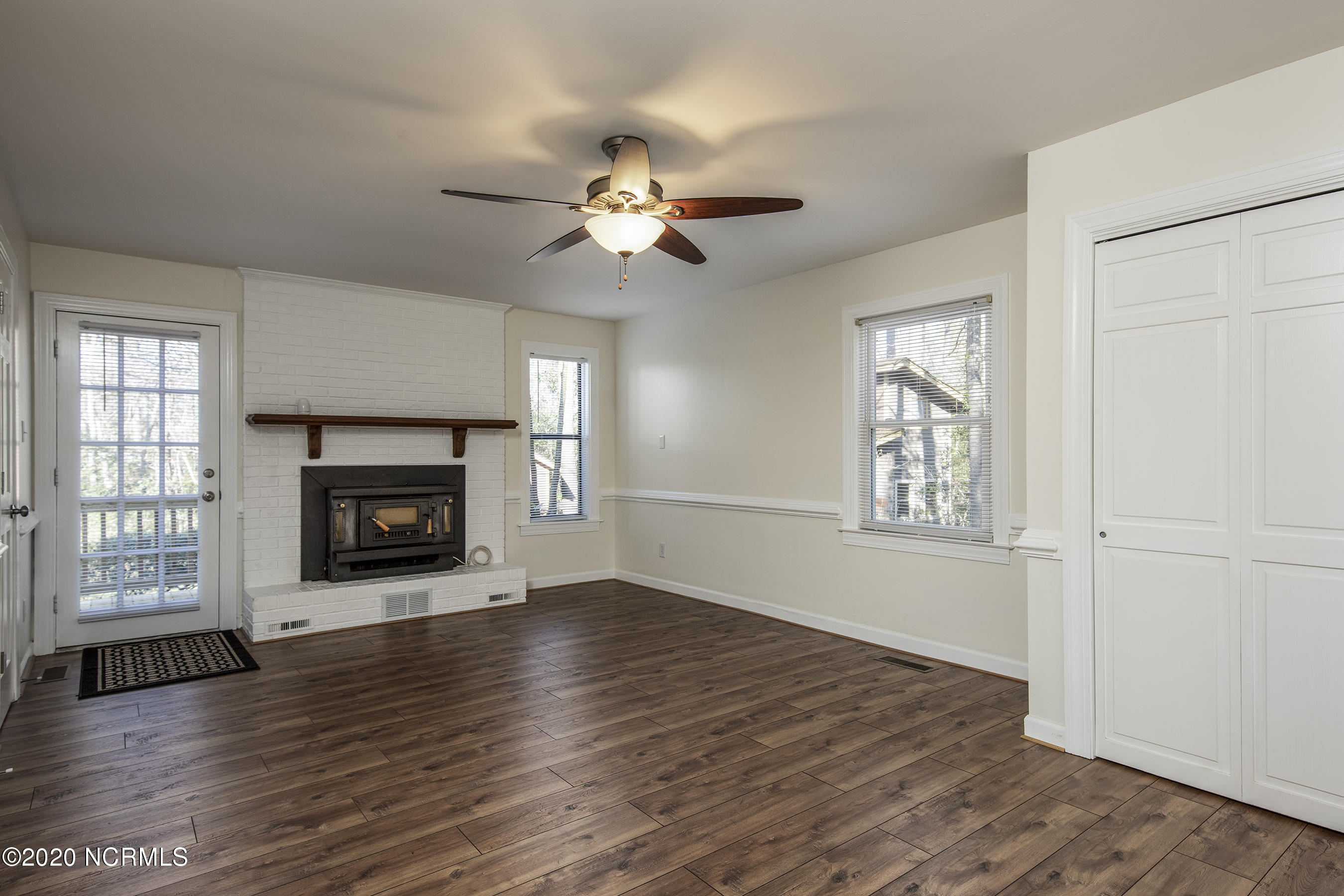306 Little Rossie Road New Bern, NC 28560 - Photo 3 of 47 Fresh New Paint