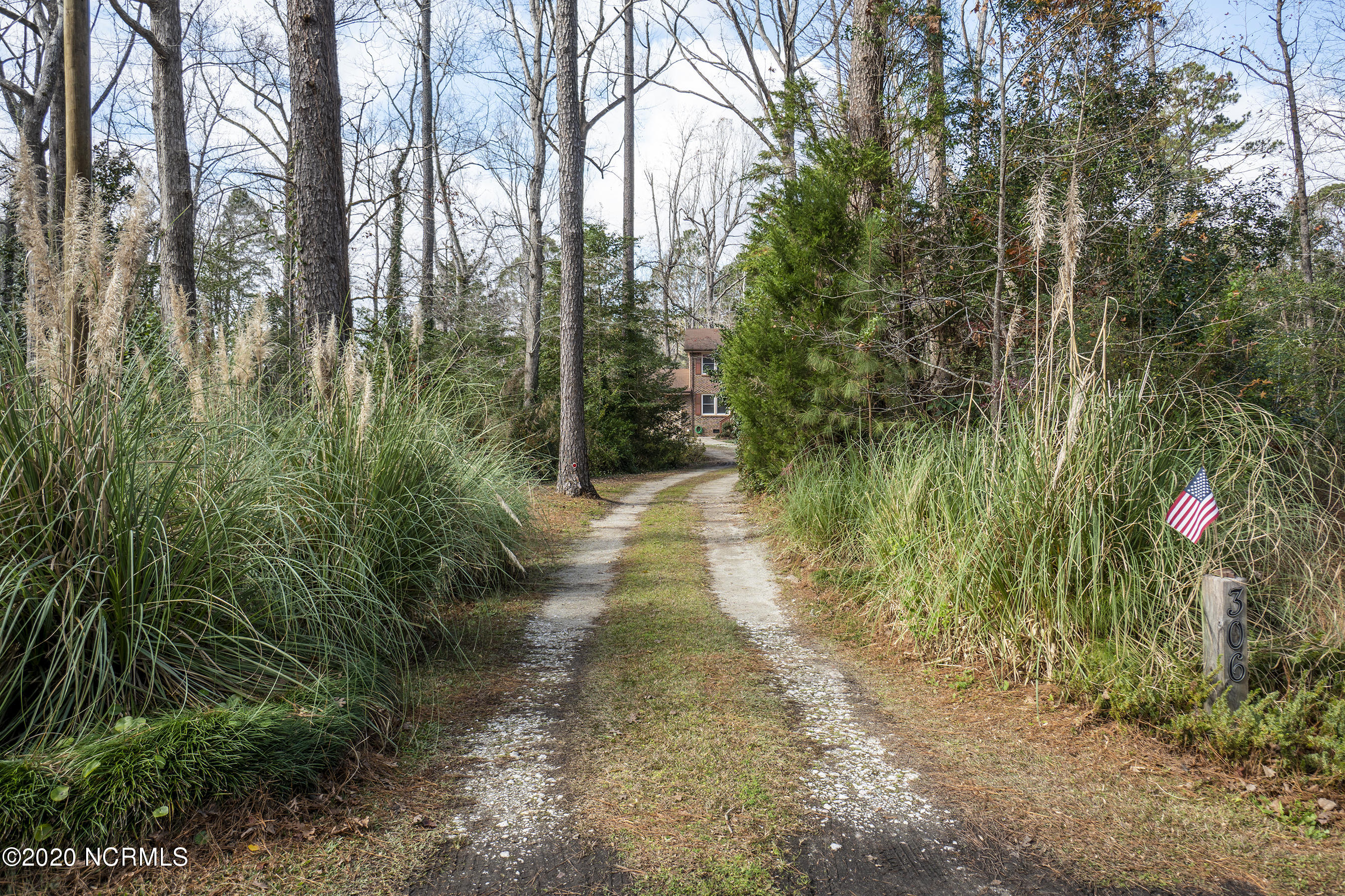306 Little Rossie Road New Bern, NC 28560 - Photo 45 of 47 Private Driveway
