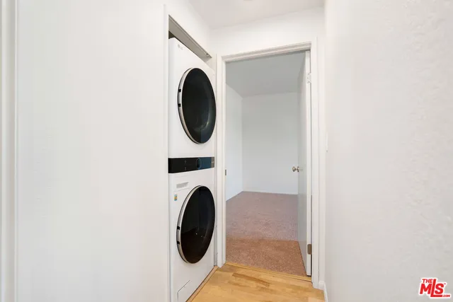 $695,000 | 4567 Lexington Avenue, Unit 106, Los Angeles, CA 90029