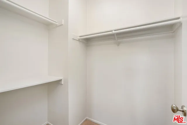 $695,000 | 4567 Lexington Avenue, Unit 106, Los Angeles, CA 90029