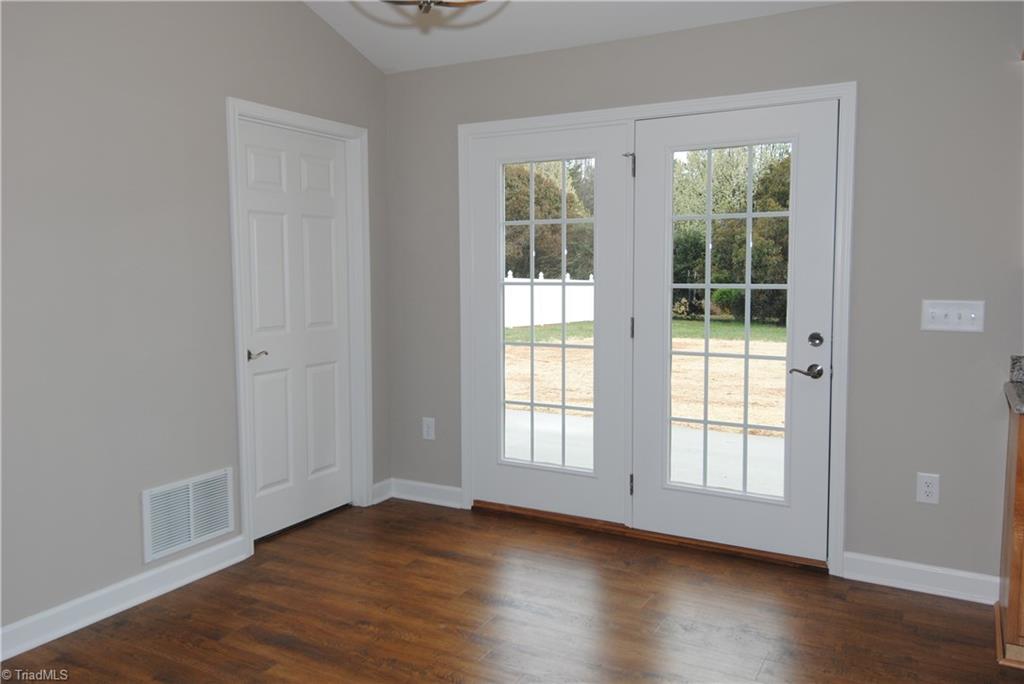508 Barnes Road Winston-Salem, NC 27107 - Photo 12 of 20 Gallery Image 12