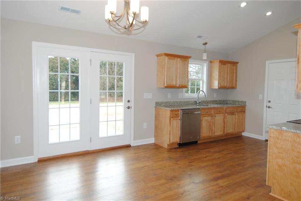 508 Barnes Road Winston-Salem, NC 27107 - Photo 5 of 20 Gallery Image 5