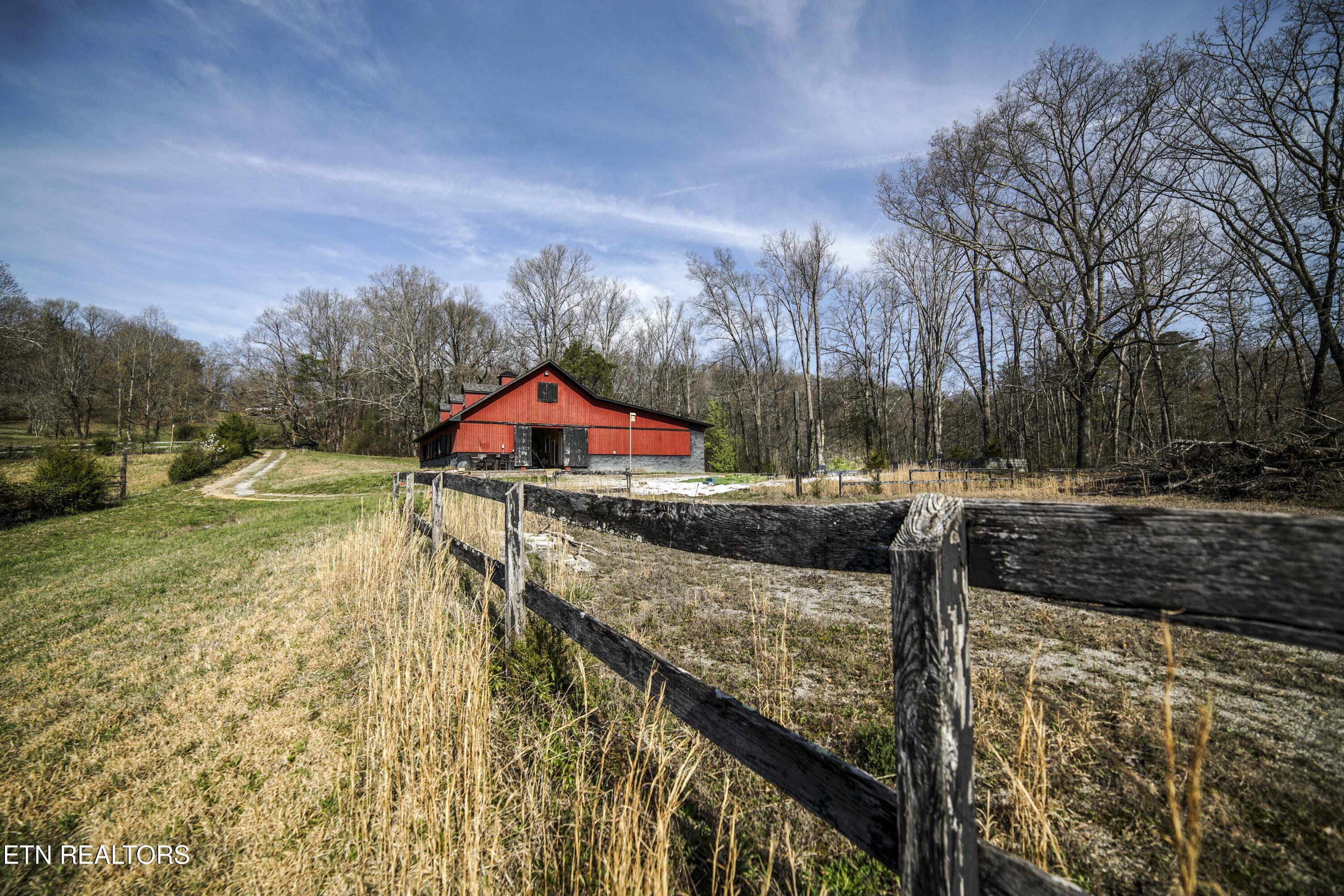 243 Black Oak Road Clinton, TN 37716 - Photo 12 of 49 HeatherFarm6869