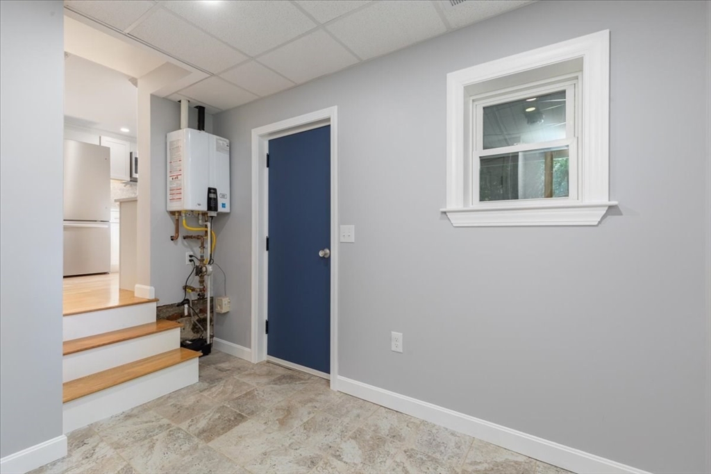 990 Bay Road Hamilton, MA 01982 - Photo 15 of 28