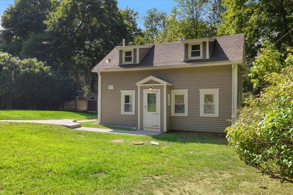 990 Bay Road Hamilton, MA 01982 - Photo 2 of 28
