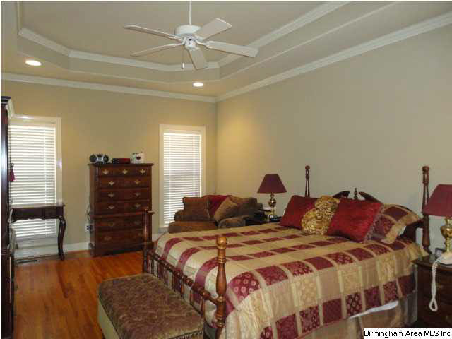 1009 Stoneykirk Road Pelham, AL 35124 - Photo 14 of 32