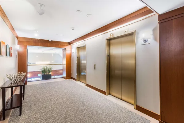 $530,000 | 300 River Road, Unit 106, Manchester, NH 03104